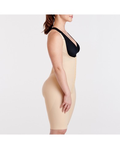 Guaina gluteoplastica sottoseno-ginocchio con glutei coperti in tessuto non compressivo | Marena FBCS Guaina gluteoplastica sottoseno-ginocchio con glutei coperti in tessuto non compressivo | Marena FBCS